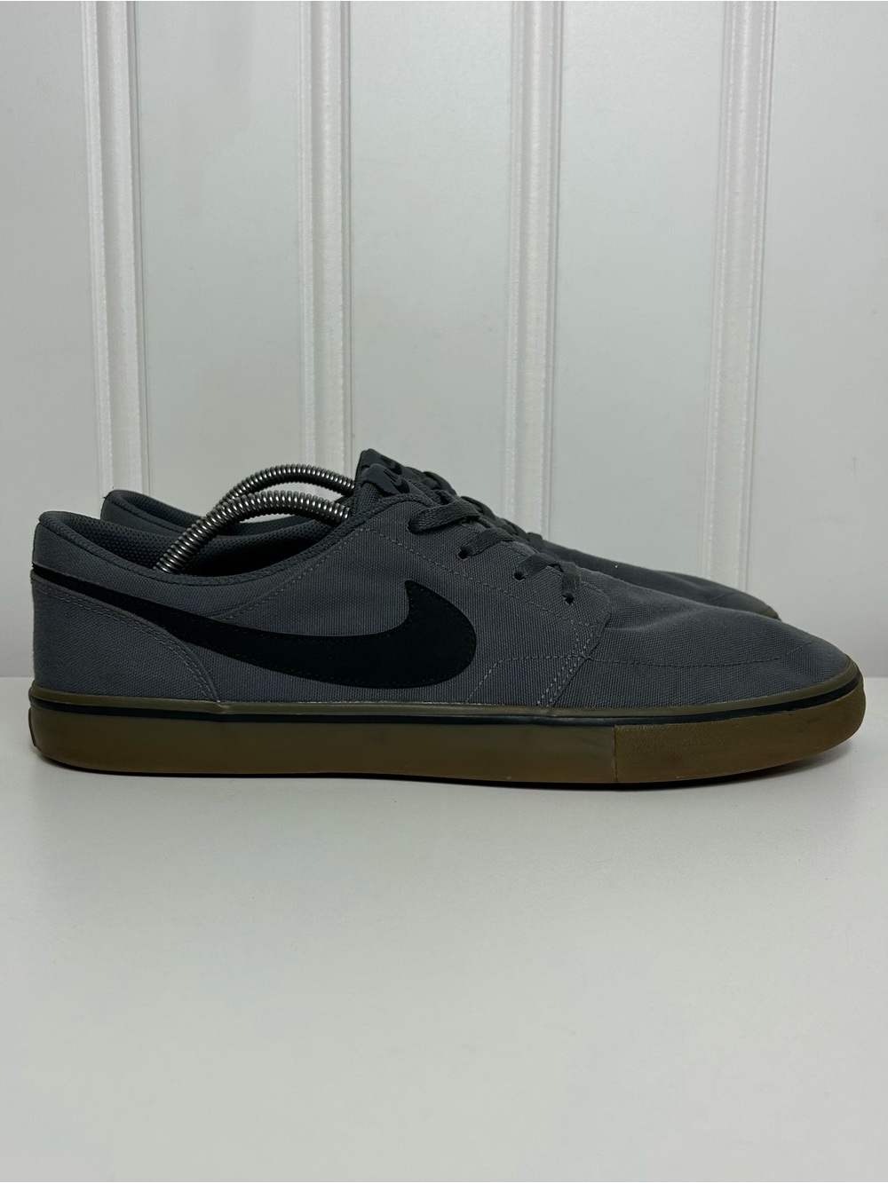 Nike sb portmore 2 Gray Canvas Sneakers with Black Swoosh and Gum Sole men’s 12
